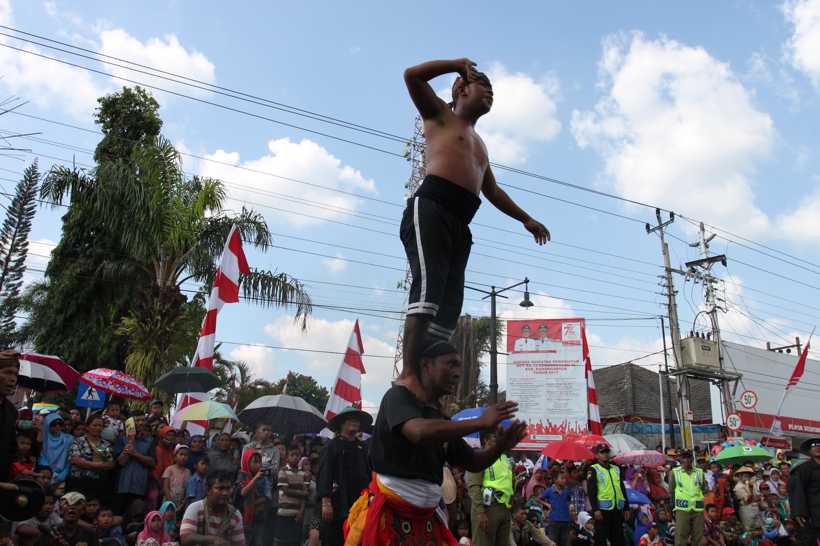 5 Tembang Mocopat Mijil Seserta artinya yang harus kamu