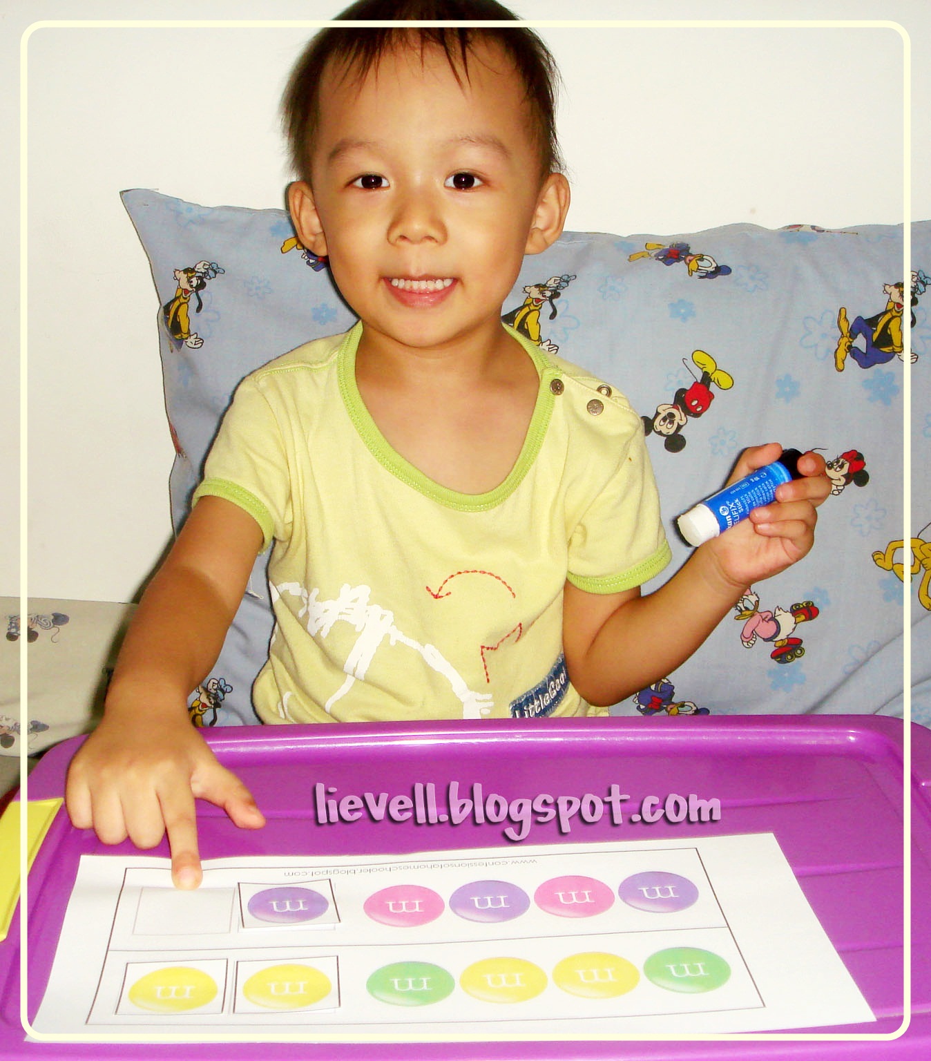 Simply hood Preschool Letter M