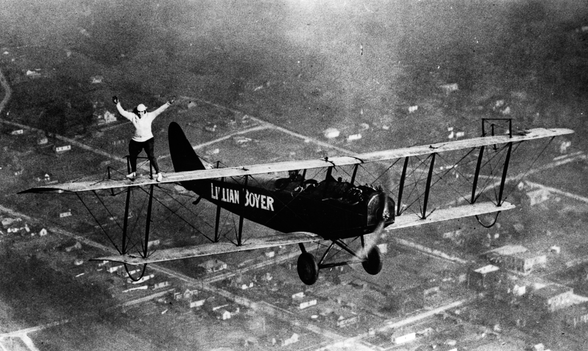 Wing Walkers From the 1920s These Vintage Photos of Daredevils Doing