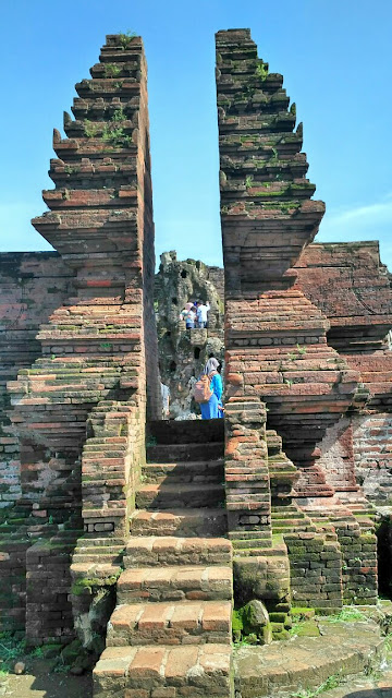 2 hari 1 malam di Cirebon part 1, keraton cirebon, nasi gamblang bu nur, wisata kuliner cirebon