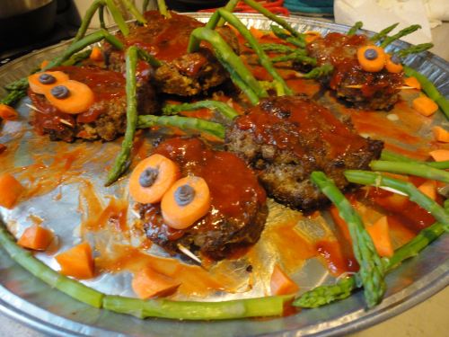 Παίζω με το φαγητό μου - I play with my food