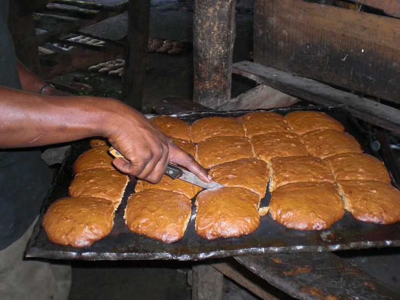 Para los Almuerzos: Coconete *Galleta de Coco casera*