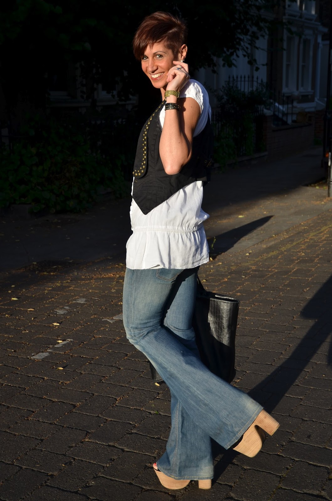 La Troisième Super flare jeans & wedges