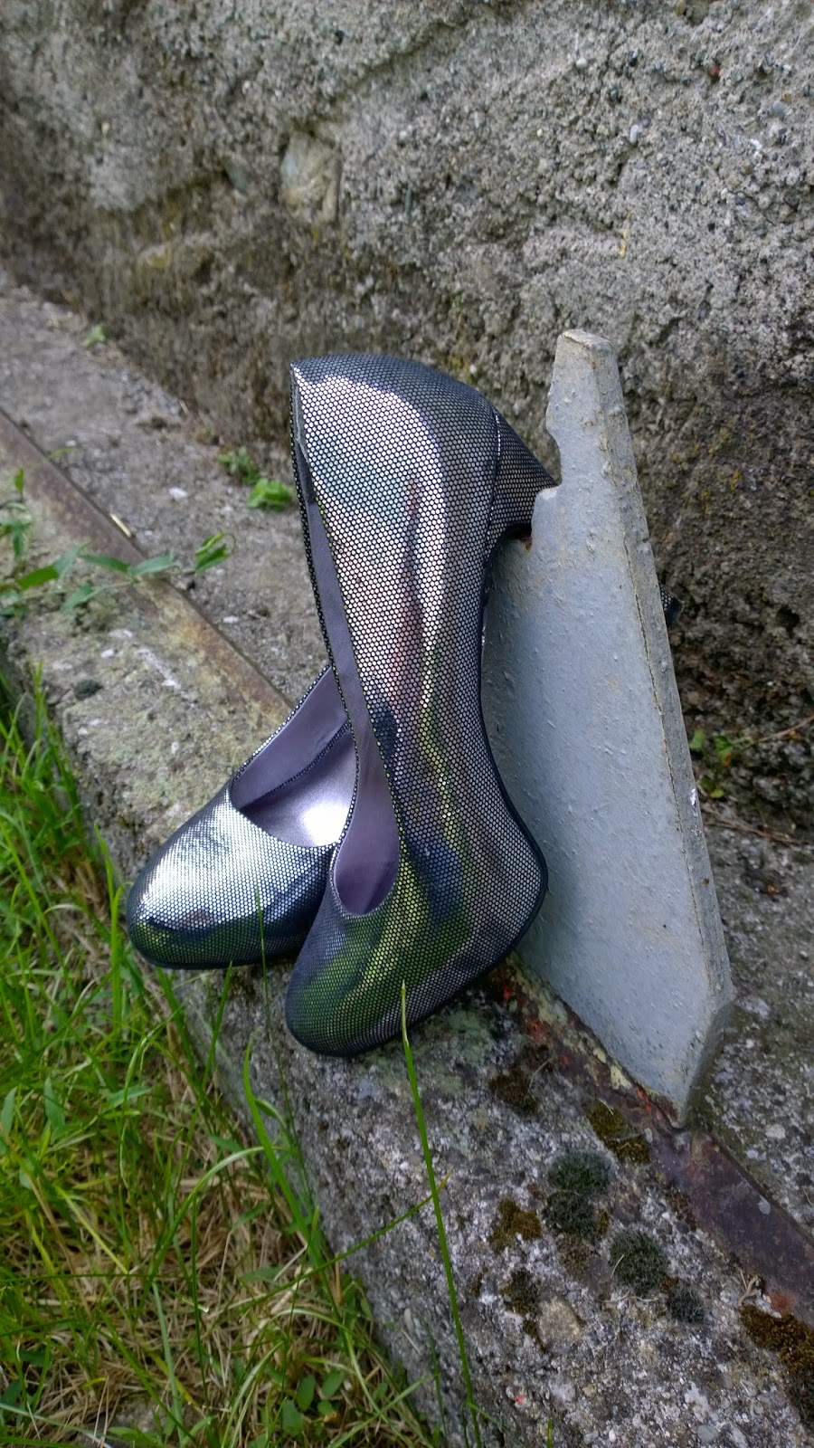 silver shoes high heels pumps