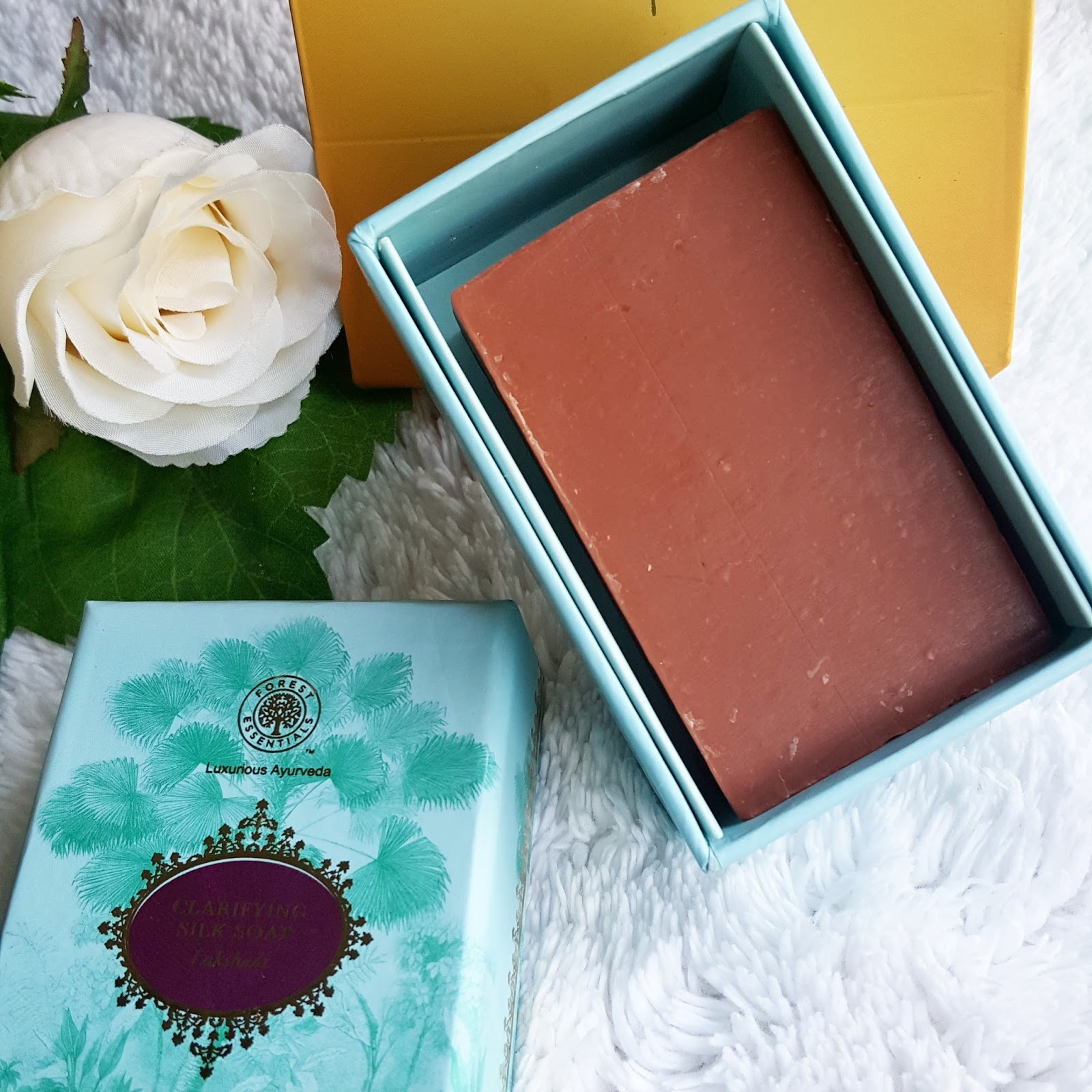 RIDZI MAKEUP FOREST ESSENTIAL CLARIFYING SOAP LAKSHADI REVIEW