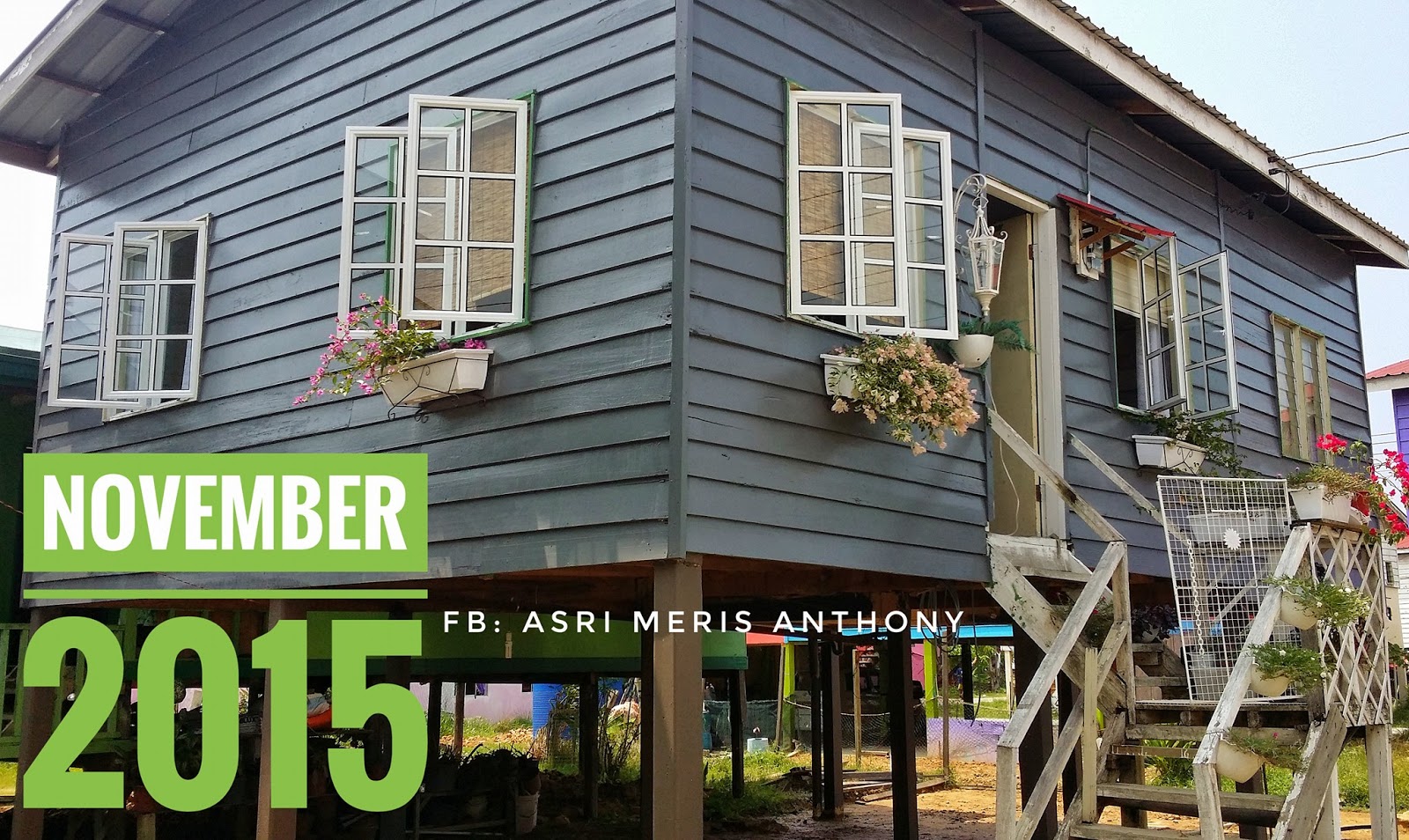 Gambar Dari Rumah Kampung Kini Berubah Kepada Ala Proses Pemasangan Tingkap Siap Dalam Masa Yang Sama Beberapa Kayu Reput Di Bahagian Rumah Mula Ditukar Kerana Banyak Struktur Telah