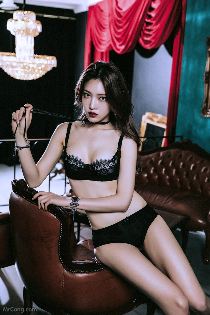 Beautiful Park Jung Yoon shows off sexy body in lingerie photos in May 2017 (119 pictures)