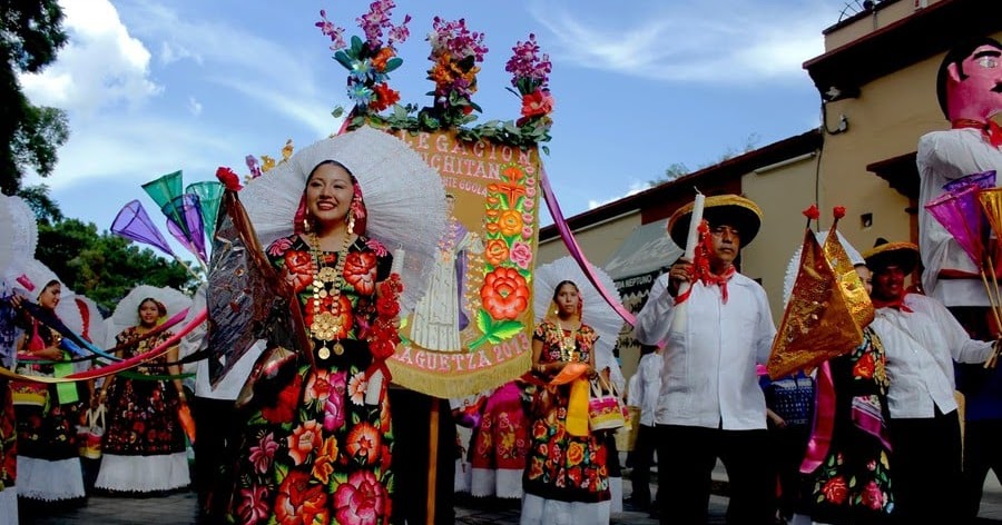 ETNIAS DE MICHOACÁN NAHUATL