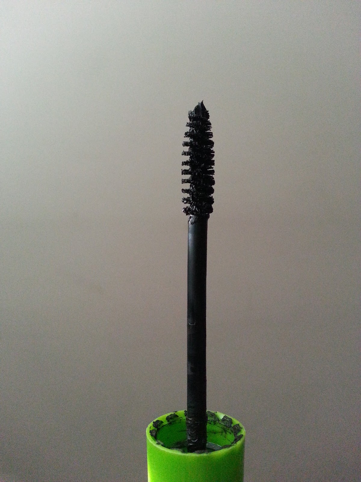 The Truth About Sara'S Leaking Mascara: It'S Worse Than You Think - 0975fcw