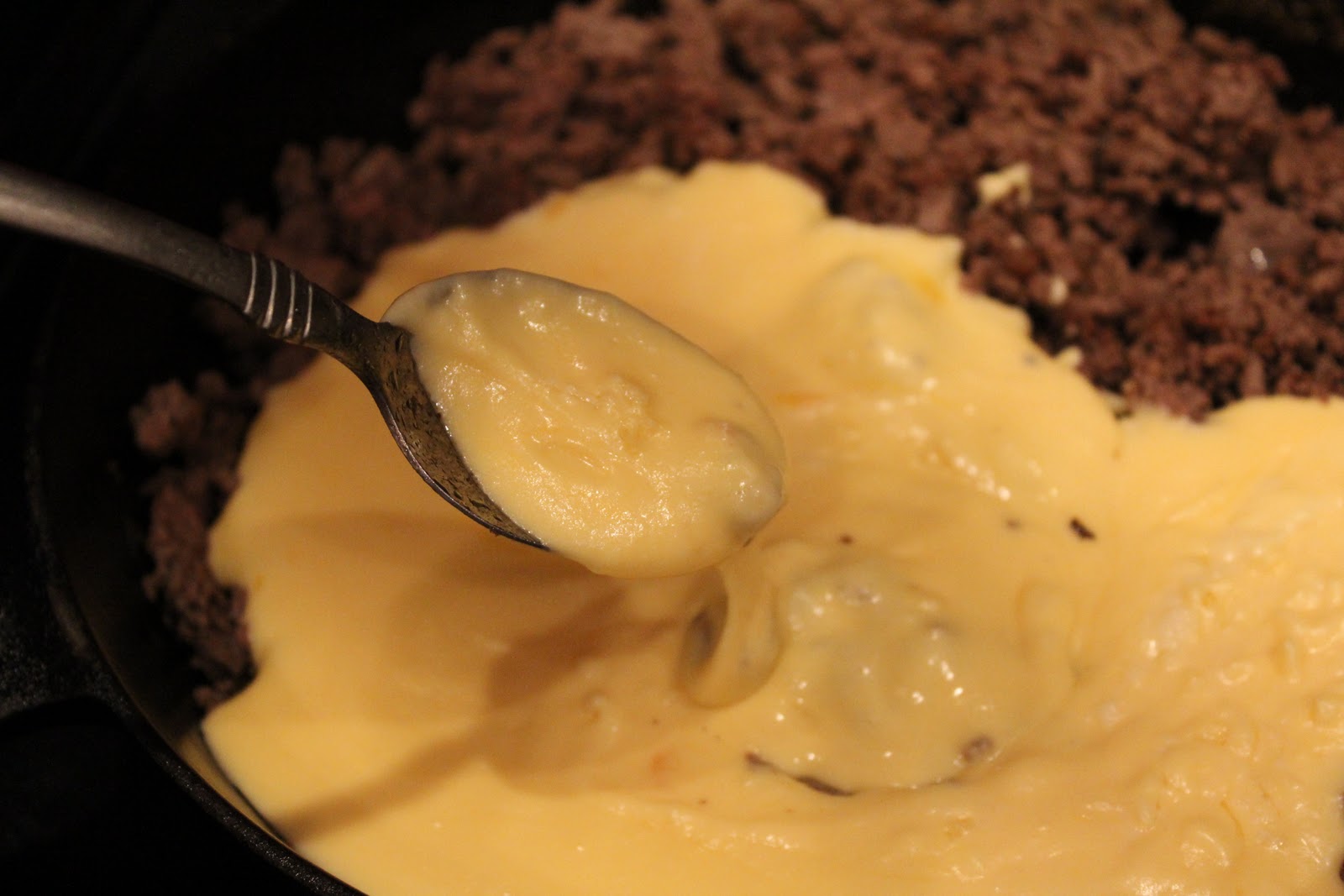 It's Time to GREEN!: Homemade Cheddar Cheese Soup