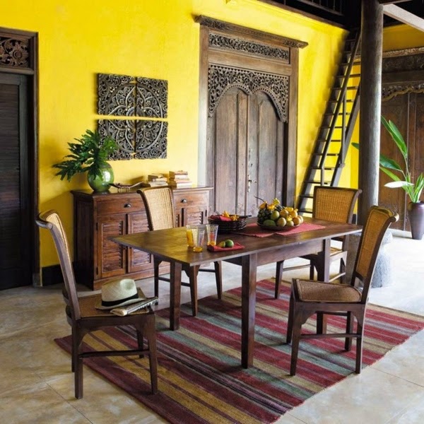 Dining room in black and yellow