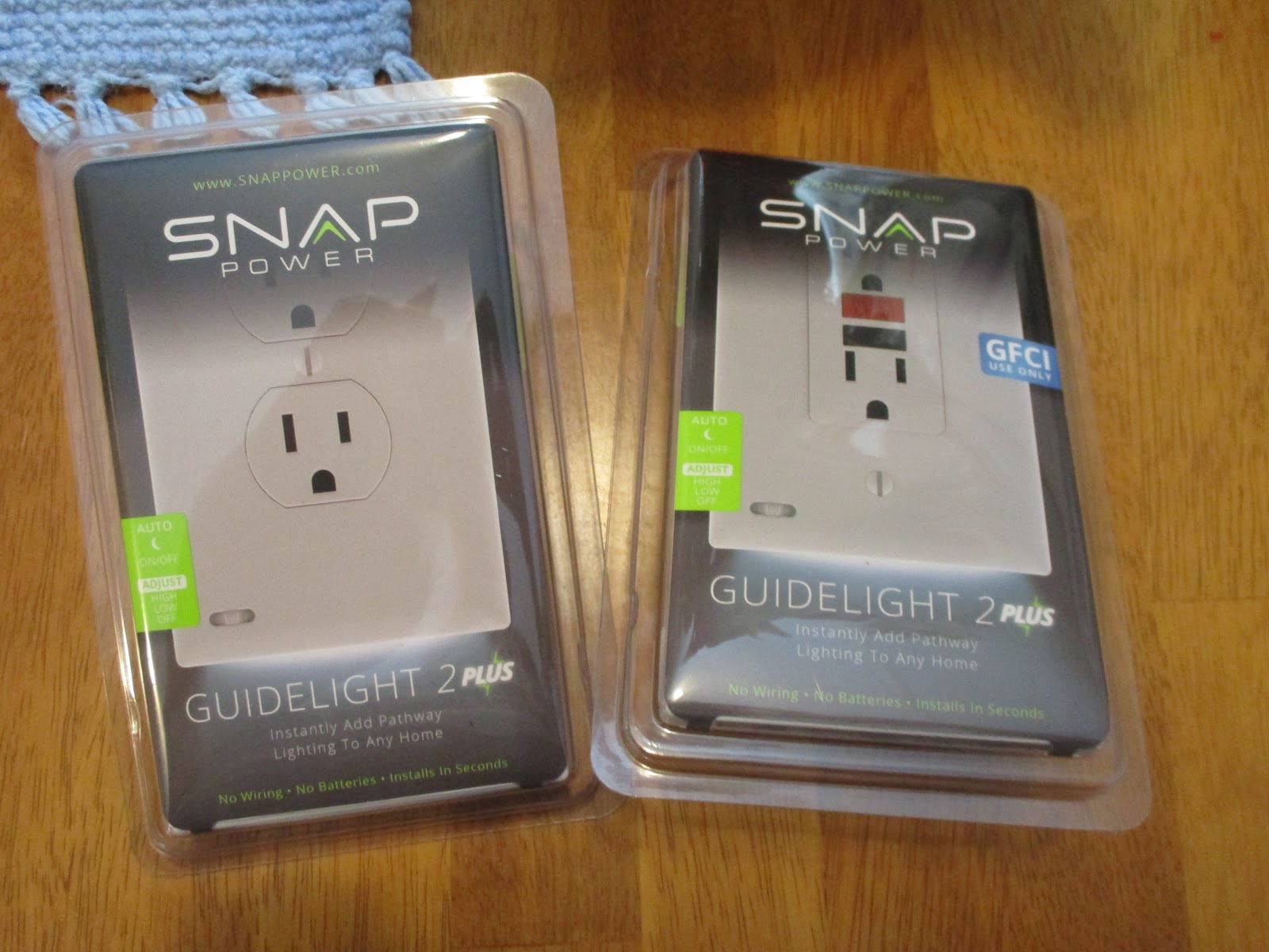 QUICK REVIEW: SnapPower Guidelight 2 Plus Outlet Cover - At Home