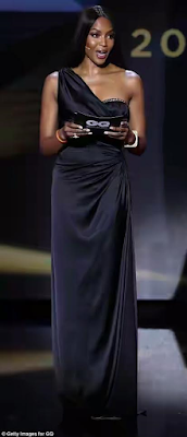 1a9 Ageless Naomi Campbell is elegant in a lovely black gown as she accepts accolade at GQ Men of The Year Award