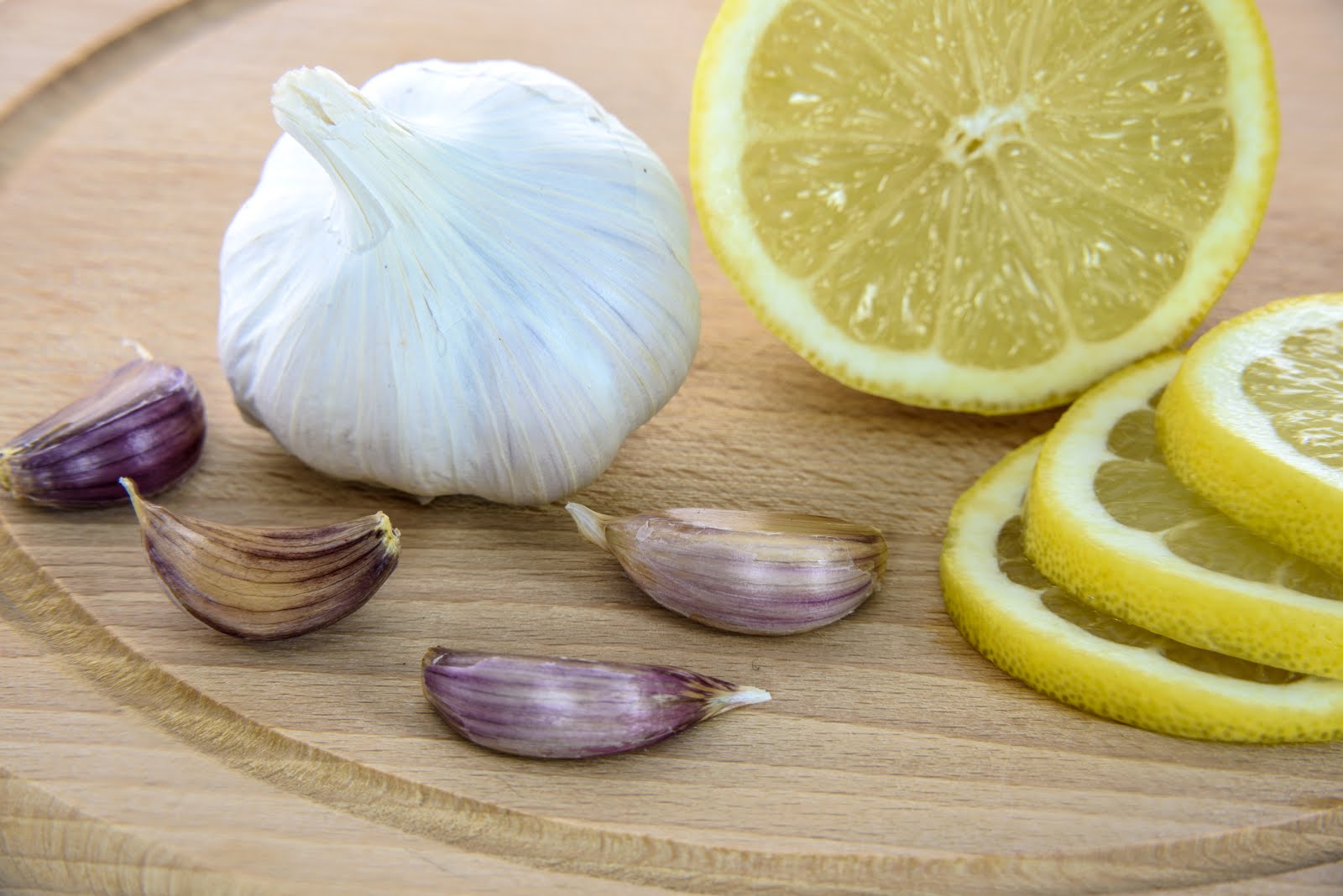 10 Home Remedies To Cure Dark Spots On Your Skin photo 10 Home Remedies To Cure Dark Spots On Your Skin picture