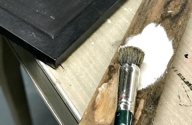 Stenciling DIY Rustic Signs Using a Vinyl Cutter