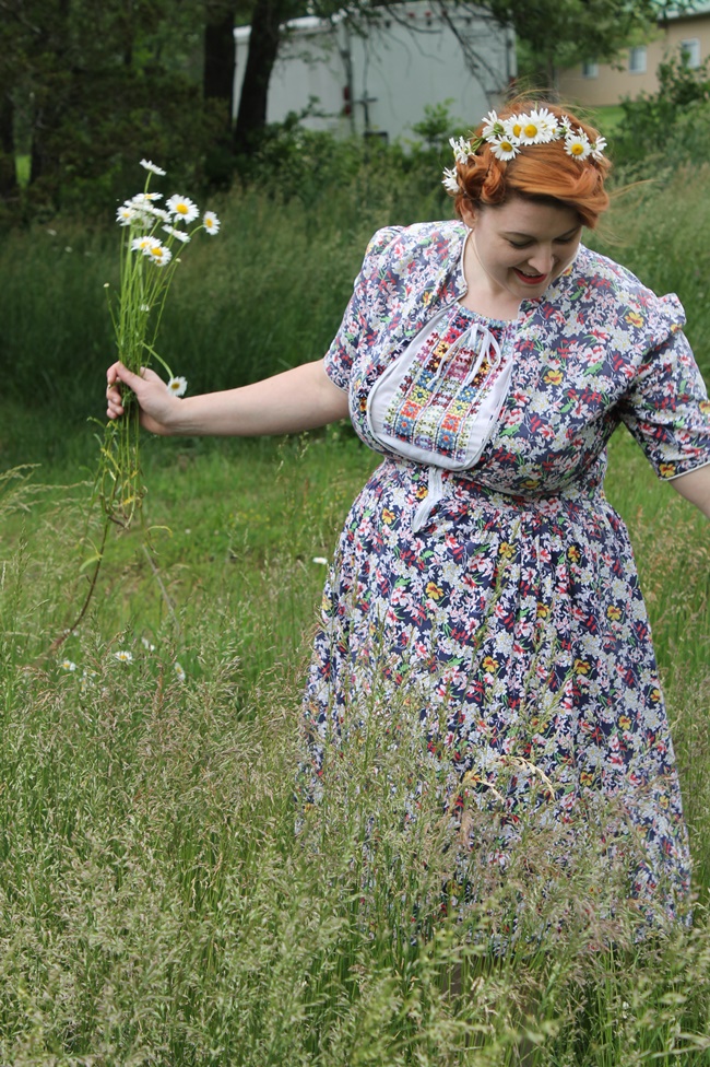 1950s plus size peasant folk dress with hand embroidery and a daisy crown
