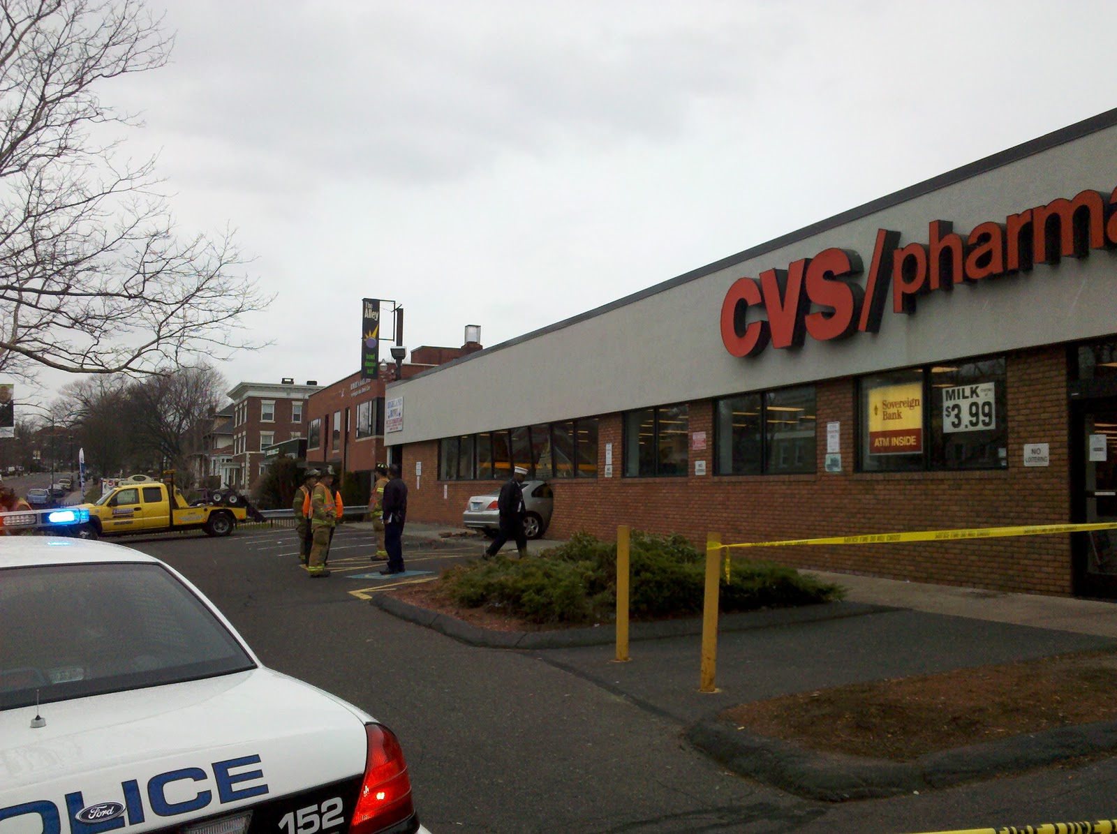 Sad City Hartford: Car Crashes Into Farmington Ave CVS