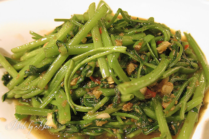【微風信義美食】Thai Bazaa 泰集。超厚切月亮蝦餅 【微風信義美食】Thai Bazaa 泰集。超厚切月亮蝦餅