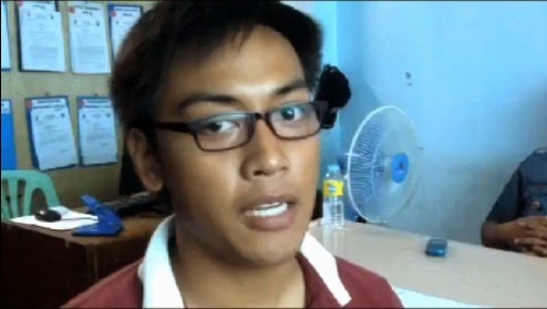 Student heckles President Aquino in Naga City
