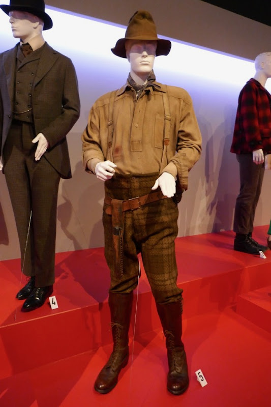 Hollywood Movie Costumes and Props Oscarnominated film costumes from