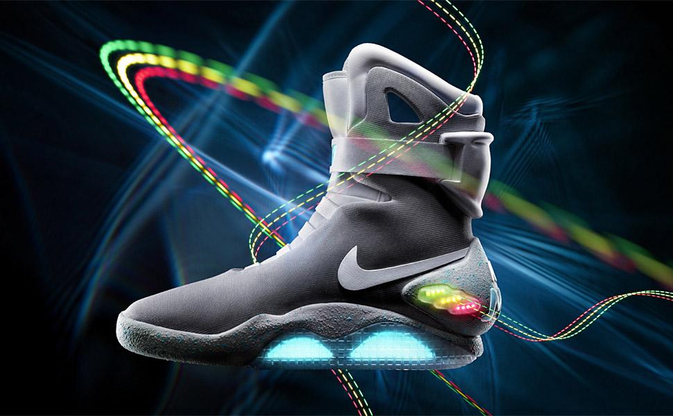 nike self lacing shoes canada