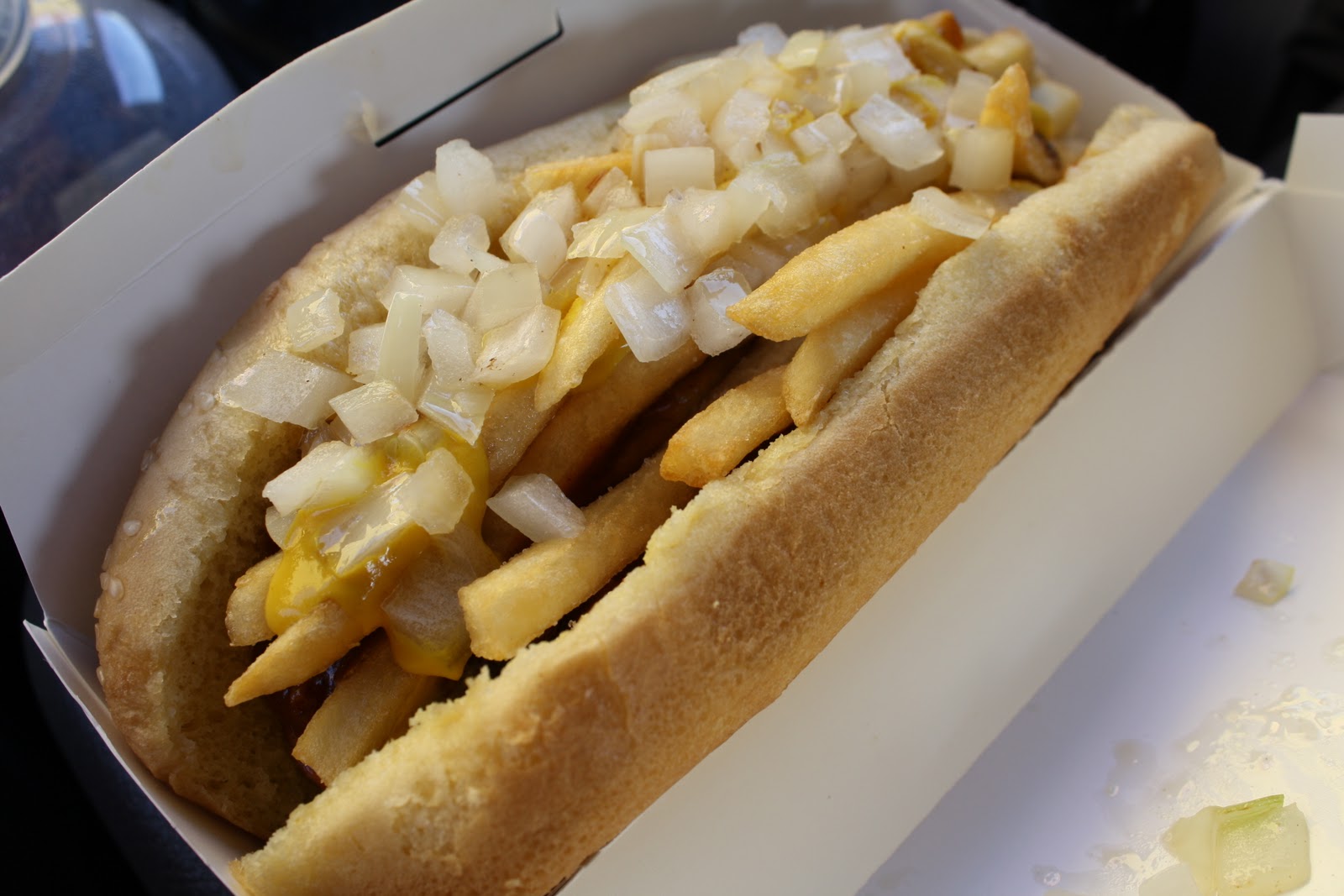 An Immovable Feast: Fast Food Review: Wienerschnitzel Junkyard Dog