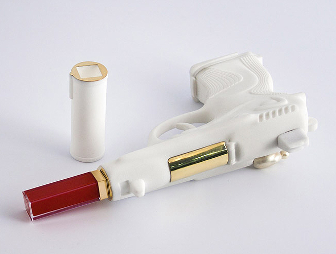 lipstick gun