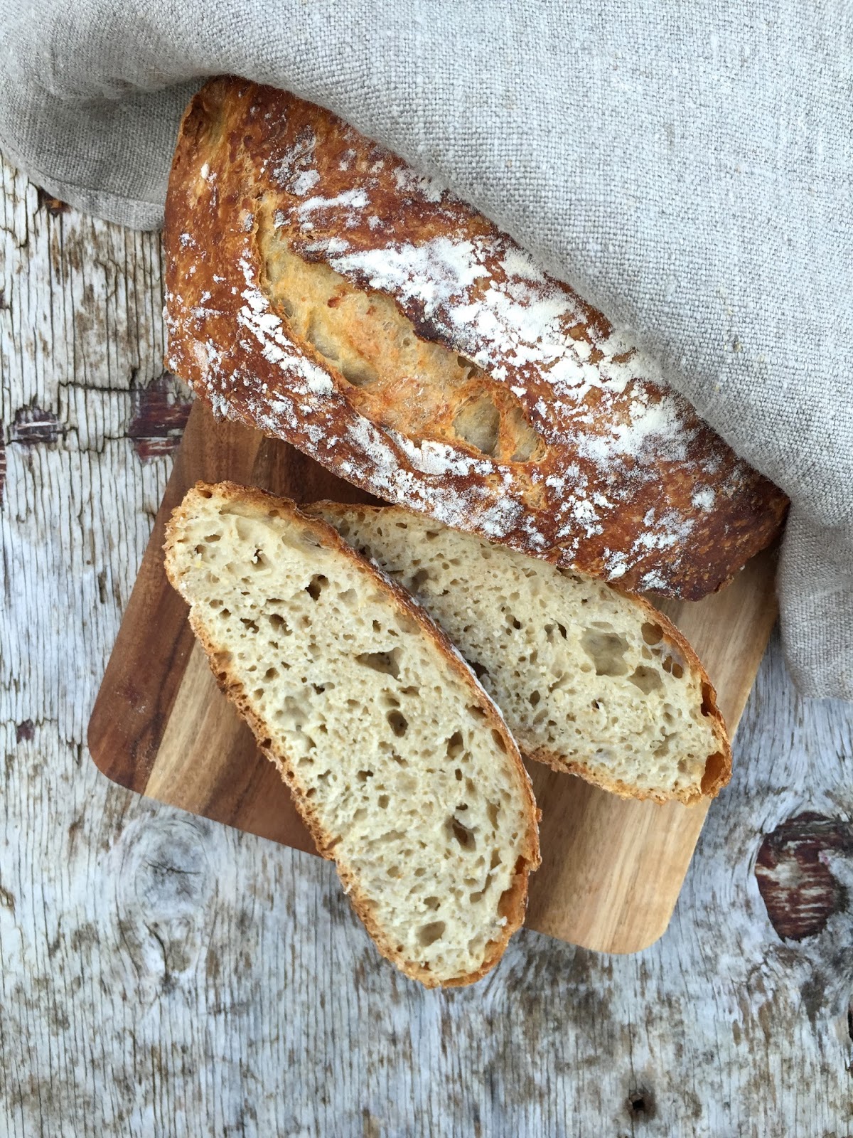 Surdeigsbrød Spelt