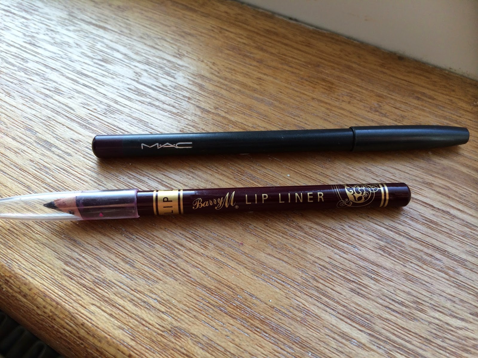 my fashion & beauty blog MAC Cherry, Nightmoth, Currant lip liners