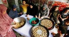 مصر - تقرير :العيد طوارئ وفرحة على إستحياء 