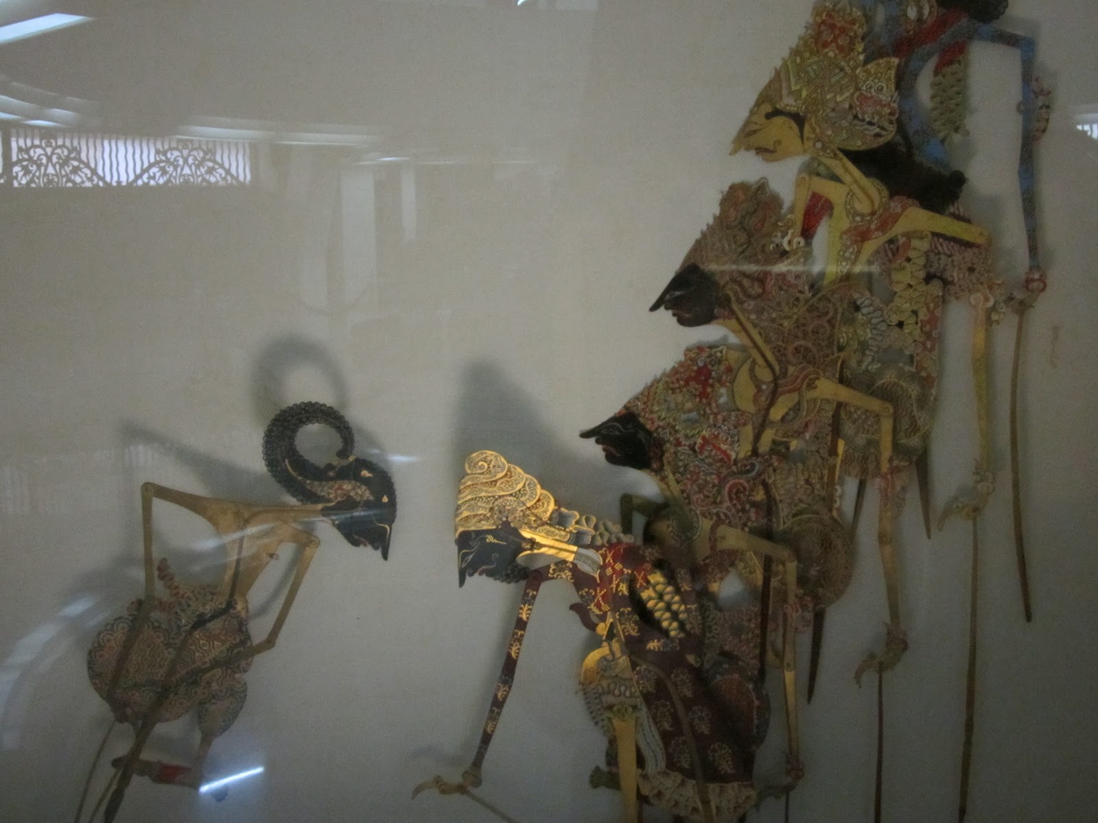 "Wayang" . Culture of Indonesia