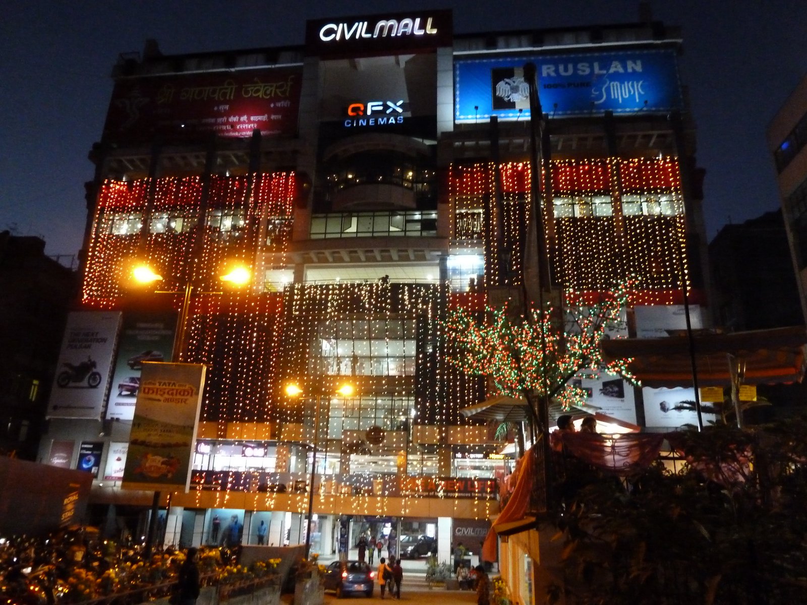 Colin On Sabbatical Civil Mall and Skyfall