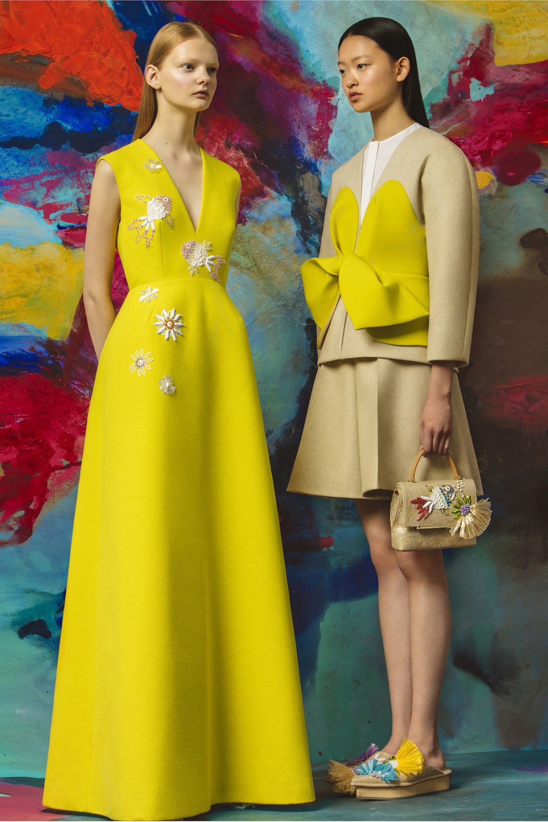 Delpozo Cruise 2017 delpozo-cruise-2017, delpozo-resort-2017, delposo-cruise-2017, delposo-resort-2017, delpozo-2017, joseph-font-delpozo, joseph-font, du-dessin-aux-podiums, dudessinauxpodiums, voyage-dans-l-espace, voyage-dans-la-lune, Georges-melies, paysages-stellaires, broderie-Ʃtoiles