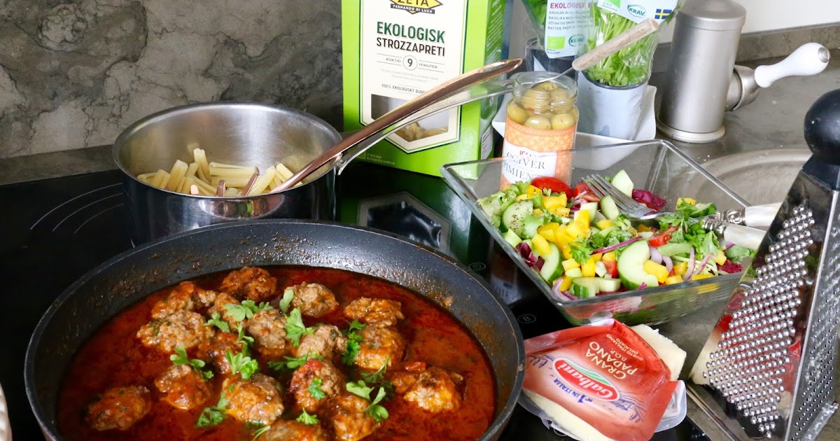 köttbullar i tomatsås köttbullar i tomatsås