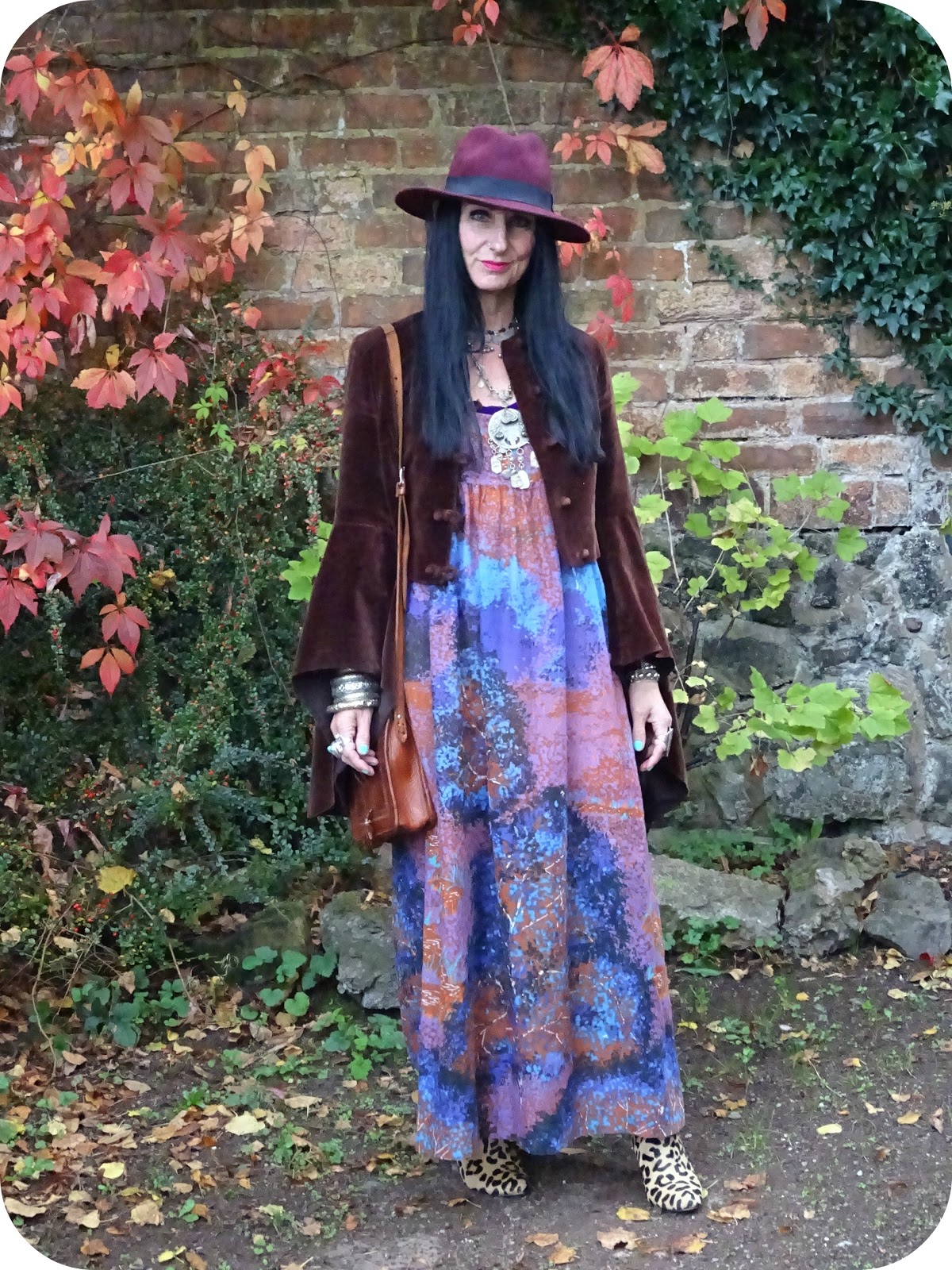 Vintage Vixen Brought To Book First Hand Thoughts, Second Hand Clothes