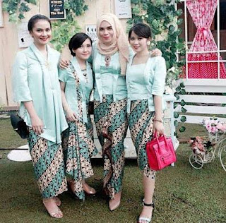 Gaya Kebaya Anak Muda Untuk Pesta Pernikahan Gaya Kebaya Anak Muda Untuk Pesta Pernikahan