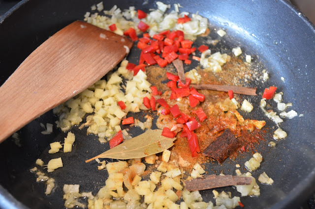 Dry frying spices for Lamb tagine 