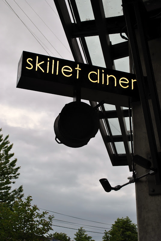 Foodette Reviews Skillet Diner, Seattle, WA