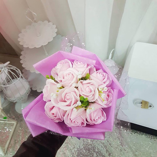 Hoa hồng sáp thơm vĩnh cửu tại Hàng Khay Hoa hong sap thom vinh cuu tai Hang Khay
