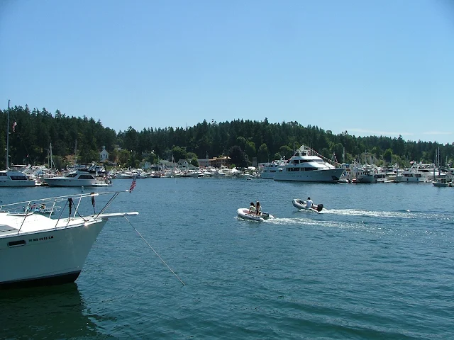Roche Harbor dinghies on 4th of July