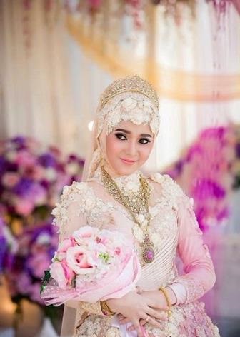 Baju Kebaya Pengantin Untuk Pesta Pernikahan