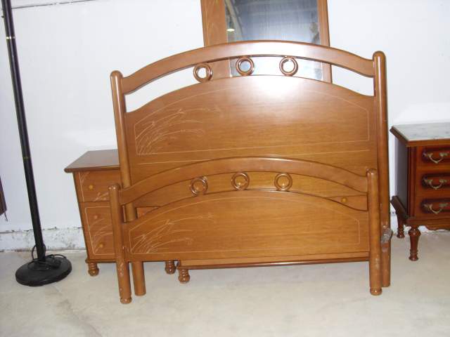 RIBEROCASION: COMPRAVENTA DE ARTICULOS NUEVOS Y USADOS: MOBILIARIO