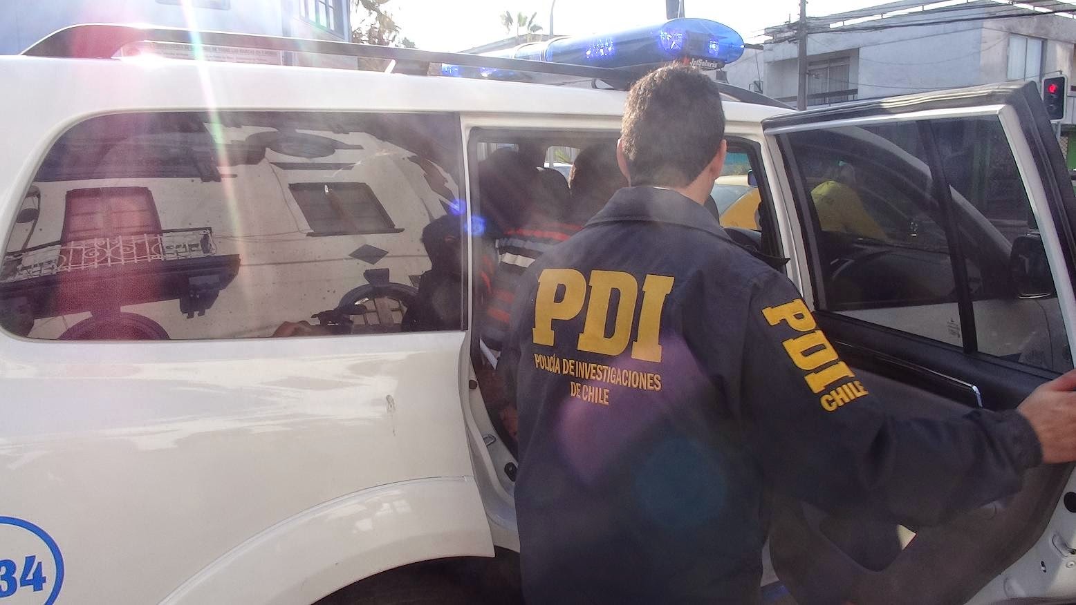 Así Surgen...: PDI detiene a colombiano por tráfico en terminal de Iquique
