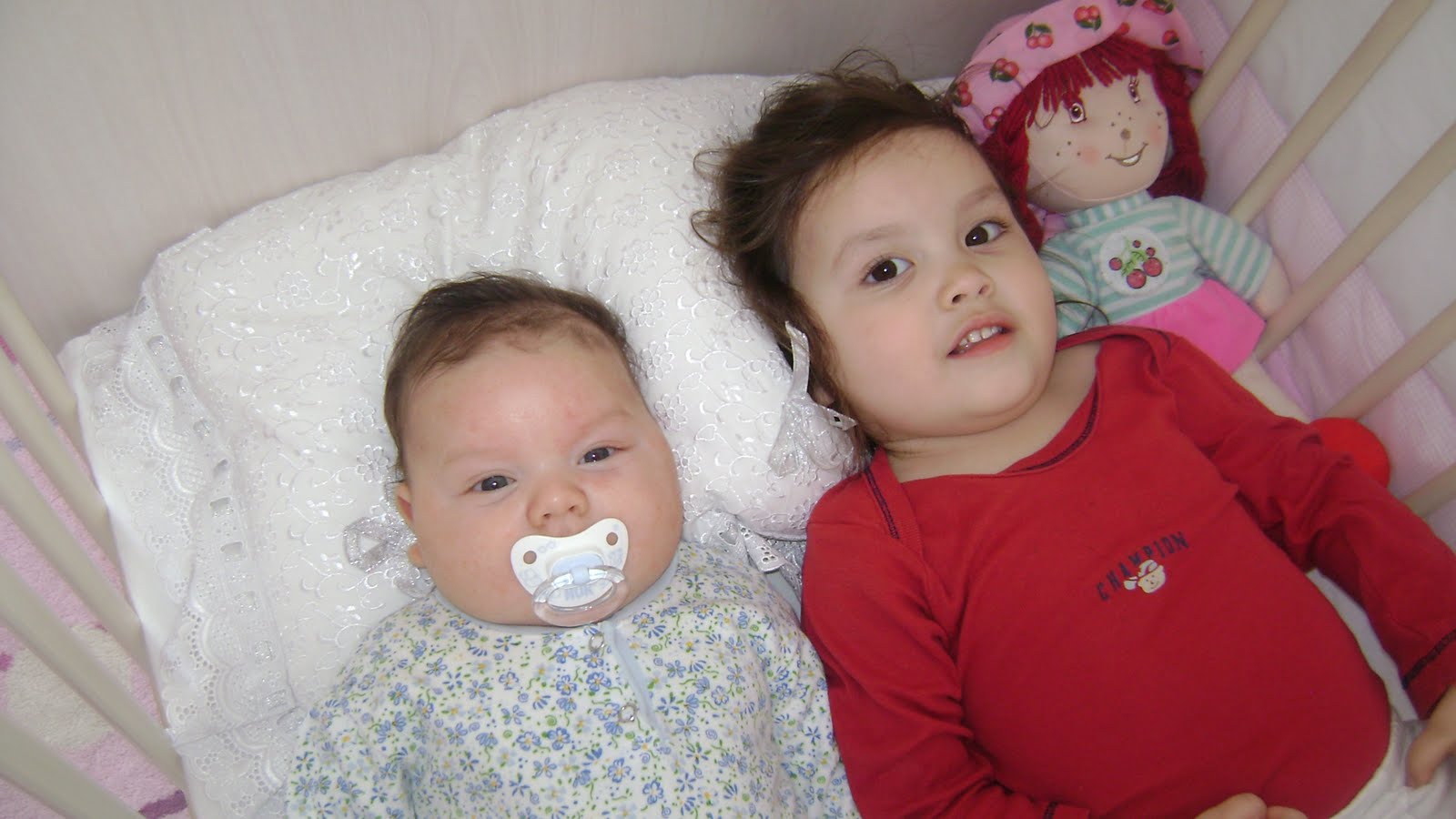 CEYLİN YAĞMURUM minik kardeşi geliyor&hellip; 2011/05