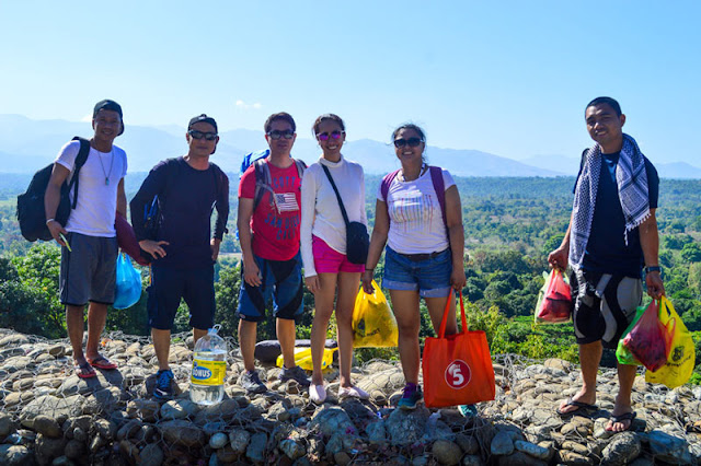 Jump off to Magalawa Island Radio Veritas Road