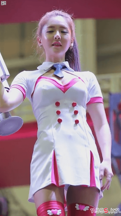 지스타 간호사 코스프레. GIF1