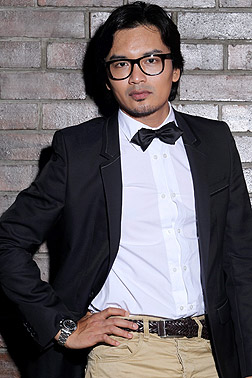 Anuar Zain - Ajari Aku Lirik dan Video