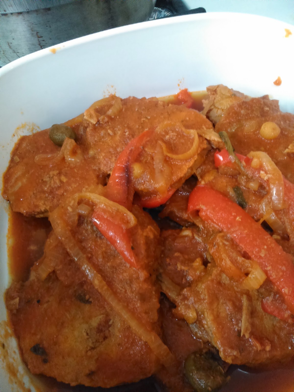BOLICHE RELLENO DE CHORIZO EN ESCABECHE DE VEGETALES
