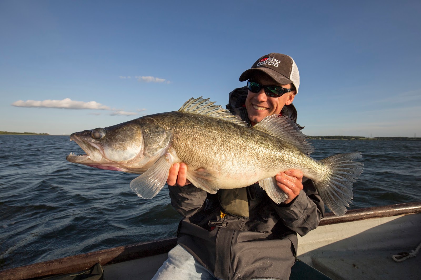 Sam Edmonds Fishing Blog Flyfishing for big Zander