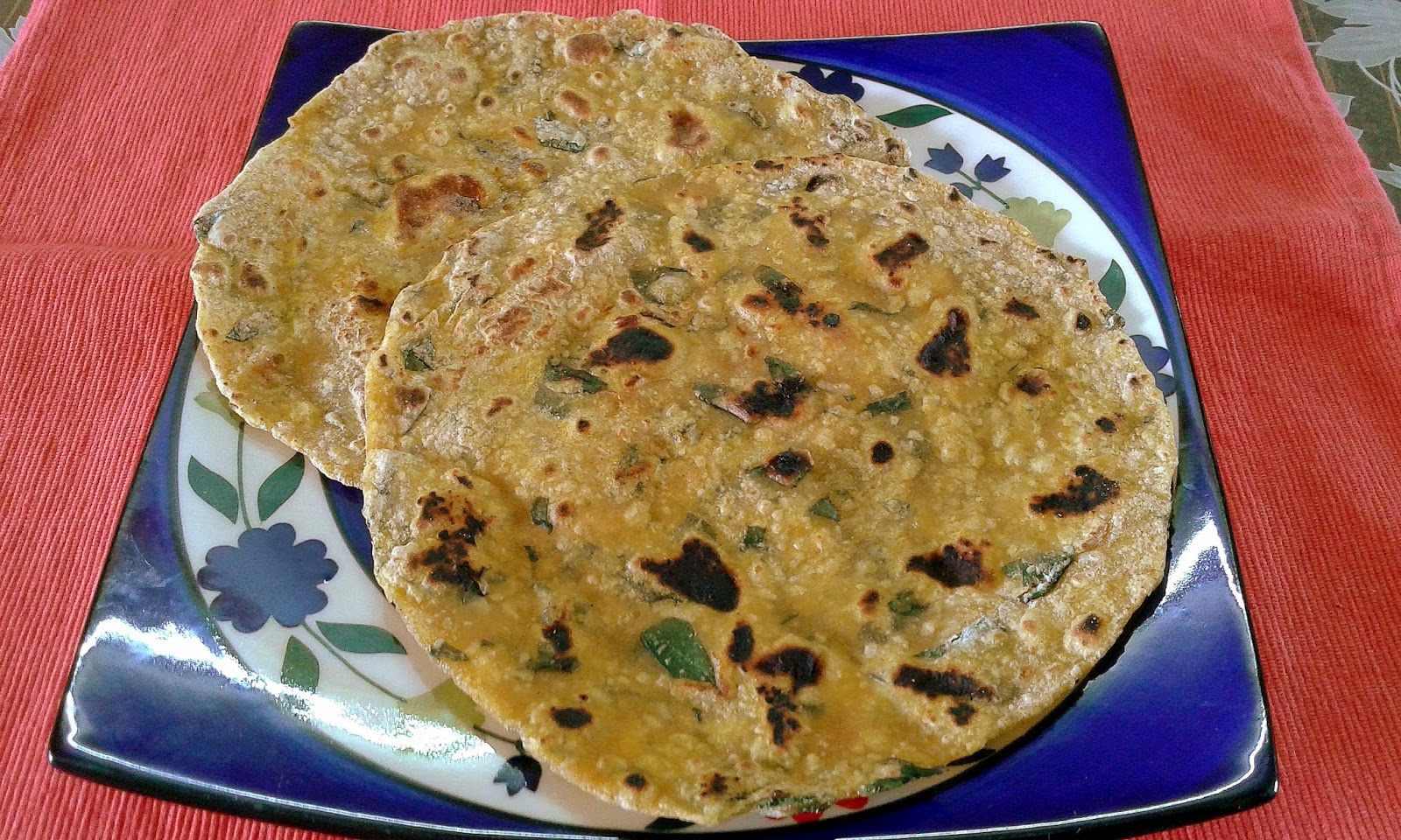 Salt and Pepper (With a Lot of Spice!) Methi Na Thepla (Fresh